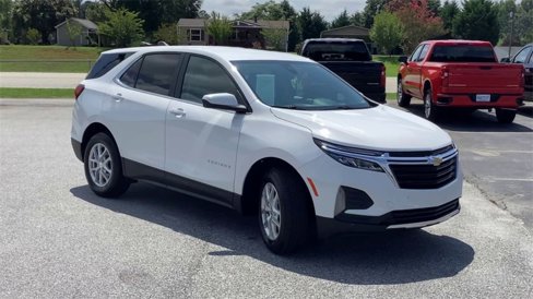 Certified 2023 Chevrolet Equinox LT w/ Driver Convenience Package image 2