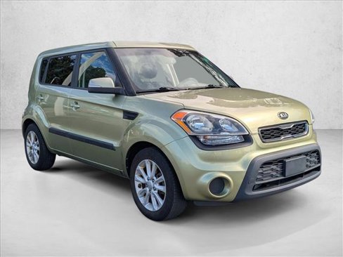 Used 2013 Kia Soul + w/ Audio Pkg image 3