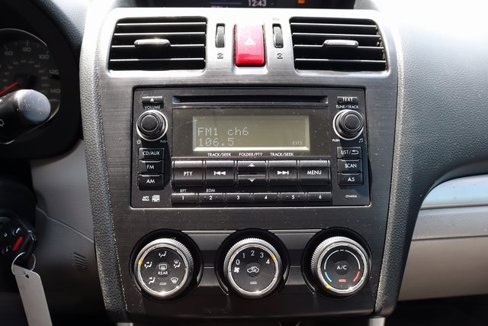 Used 2015 Subaru Forester 2.5i w/ Alloy Wheel Package image 19