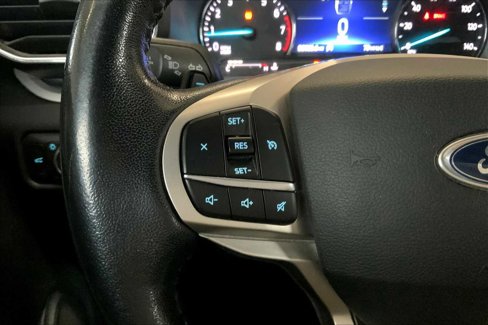 Certified 2020 Ford Explorer XLT w/ Equipment Group 202A image 22