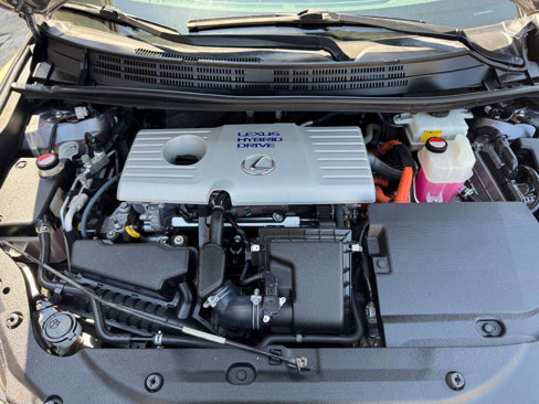 Used 2015 Lexus CT 200h image 22