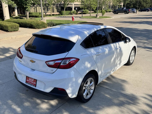 Used 2018 Chevrolet Cruze LT image 6