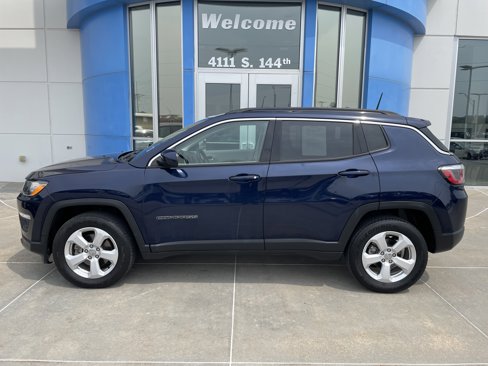 Used 2018 Jeep Compass Latitude w/ Cold Weather Group image 1