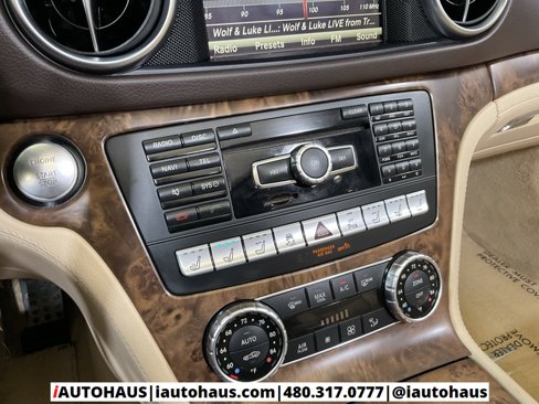 Used 2016 Mercedes-Benz SL 400 image 33