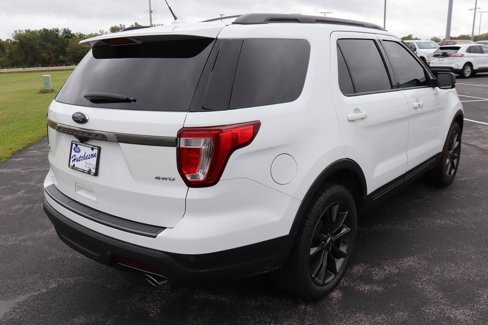 Used 2018 Ford Explorer XLT w/ Equipment Group 202A image 15