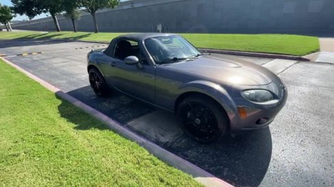 Used 2008 MAZDA MX-5 Miata Touring image 28