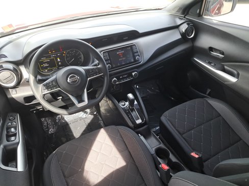 Used 2019 Nissan Kicks SV image 19
