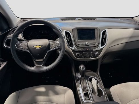 Used 2019 Chevrolet Equinox LS image 21
