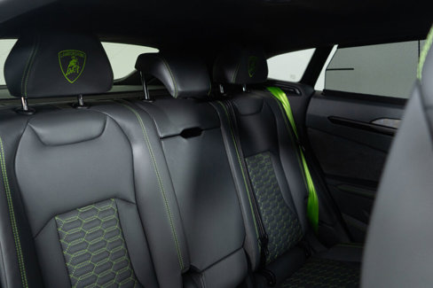 Used 2022 Lamborghini Urus image 31