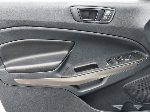 Certified 2021 Ford EcoSport SES w/ Interior Protection Package image 13