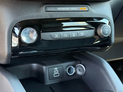New 2025 Ford Escape ST-Line w/ Tech Pack #1 image 11