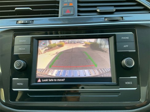 Used 2024 Volkswagen Tiguan S image 22