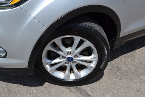 Used 2017 Ford Escape SE image 35