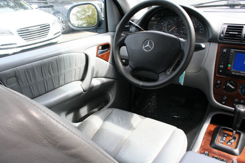 Used 2000 Mercedes-Benz ML 320 4MATIC image 17