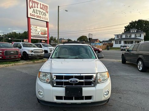 Used 2012 Ford Escape XLT image 3