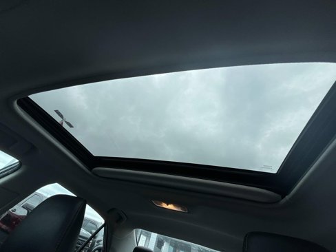 Used 2019 Toyota Corolla XLE image 26