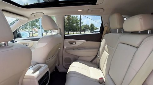 Used 2017 Nissan Murano Platinum w/ Platinum Technology Package image 36