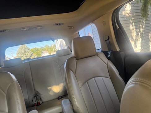 Used 2011 GMC Acadia Denali image 29