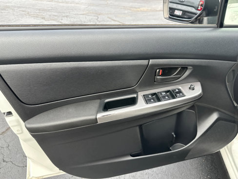 Used 2017 Subaru Crosstrek 2.0i image 29