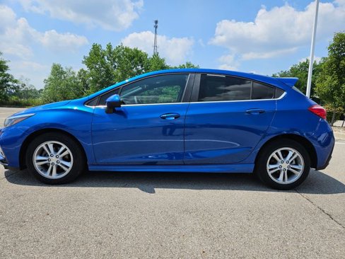 Used 2018 Chevrolet Cruze LT w/ RS Package image 4