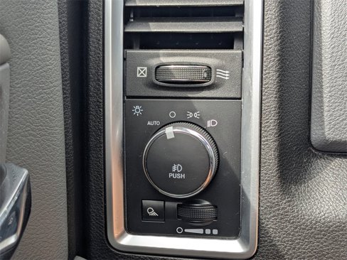 Used 2019 RAM 1500 Big Horn image 22