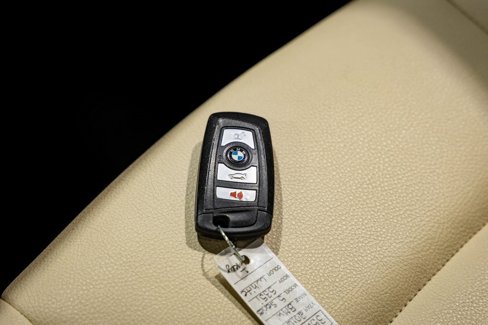 Used 2016 BMW 528i Sedan image 11