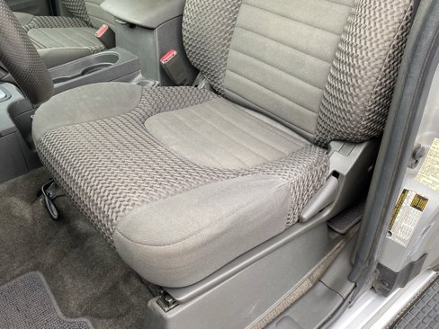 Used 2017 Nissan Frontier SV image 19