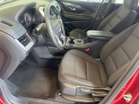 Used 2024 GMC Terrain SLE image 13
