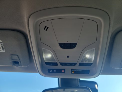 Used 2015 Chevrolet Impala LT image 17