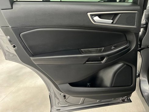 Used 2024 Ford Edge SEL image 15