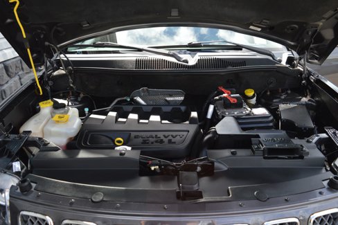 Used 2017 Jeep Compass Latitude image 39