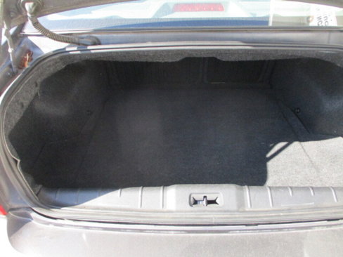 Used 2010 Chevrolet Malibu LS image 6