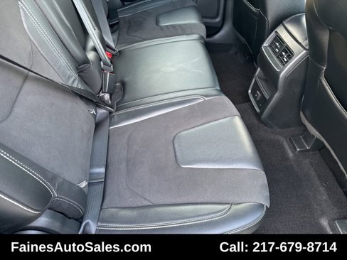 Used 2019 Ford Edge ST image 46
