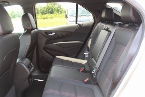 Used 2023 Chevrolet Equinox RS image 27