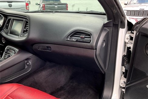Used 2016 Dodge Challenger SXT Plus image 16