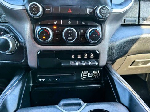 Used 2019 RAM 1500 Big Horn image 27