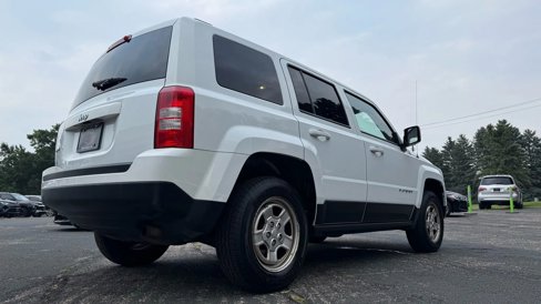 Used 2016 Jeep Patriot Sport w/ Power Value Group image 11