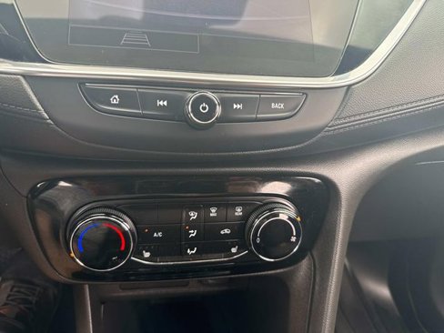 Used 2022 Buick Encore GX Preferred w/ Cold Weather Comfort Package image 25