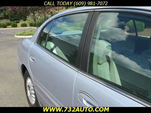 Used 2004 Buick Le Sabre Custom image 27