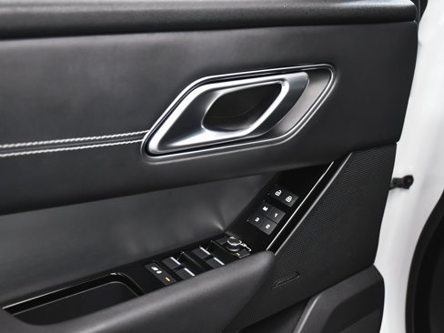 Used 2023 Land Rover Range Rover Velar R-Dynamic S image 10
