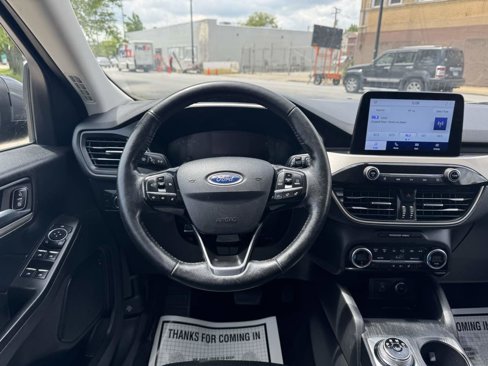 Used 2021 Ford Escape SEL image 11
