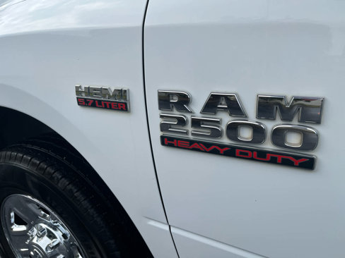 Used 2018 RAM 2500 Tradesman w/ Chrome Appearance Group image 5