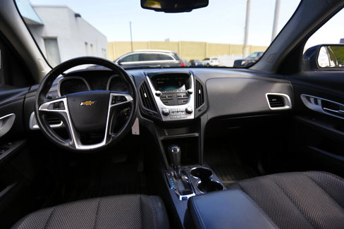 Used 2017 Chevrolet Equinox LT w/ Convenience Package image 11