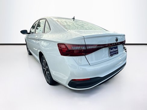 New 2025 Volkswagen Jetta S image 4