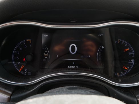 Used 2014 Jeep Grand Cherokee Limited image 37