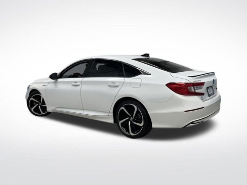 Used 2022 Honda Accord Sport image 3
