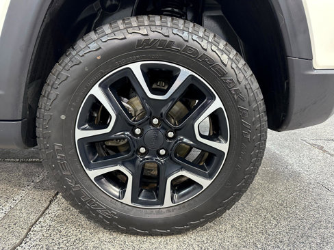 Used 2019 Jeep Compass Trailhawk image 67