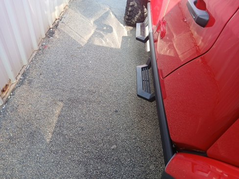 Used 2022 Jeep Gladiator Sport image 11