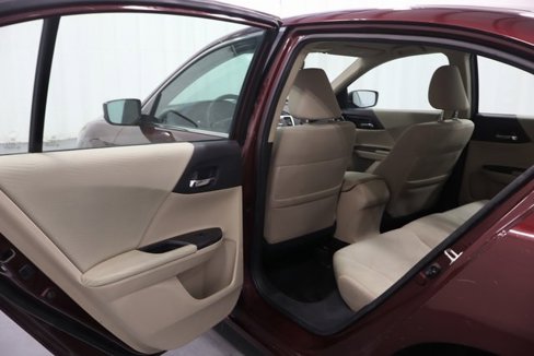 Used 2017 Honda Accord LX image 11