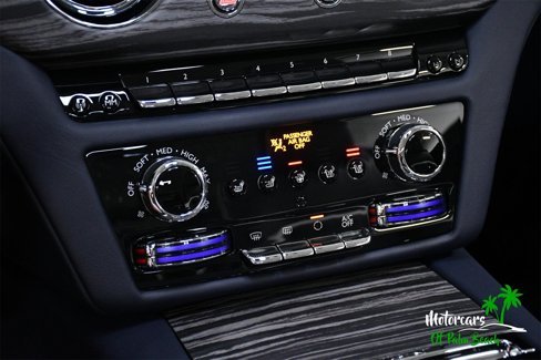 Used 2024 Rolls-Royce Spectre w/ Spectre Launch Package image 51